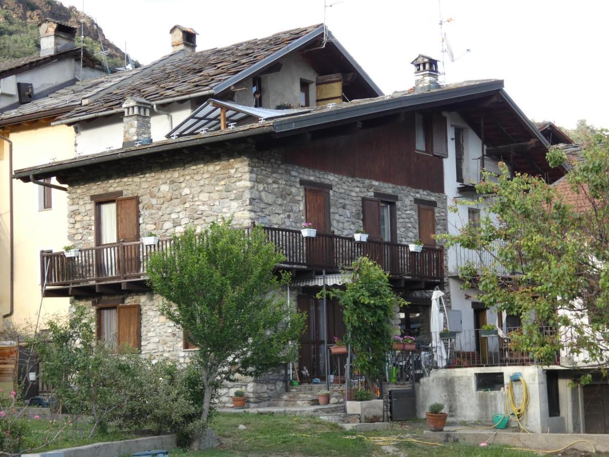 La Maisonnette De Larey Aosta Exterior foto